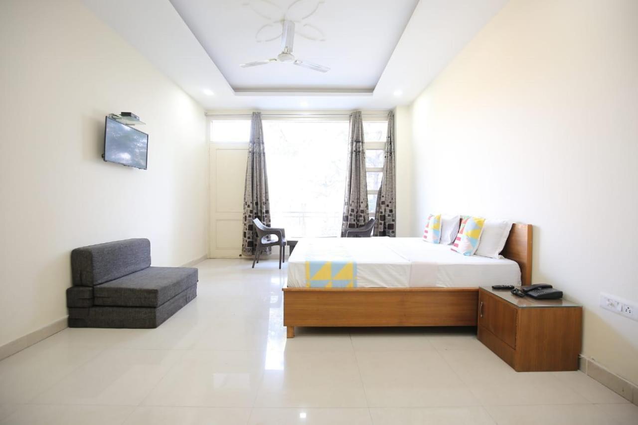Sky Home Train View Kasauli Dış mekan fotoğraf