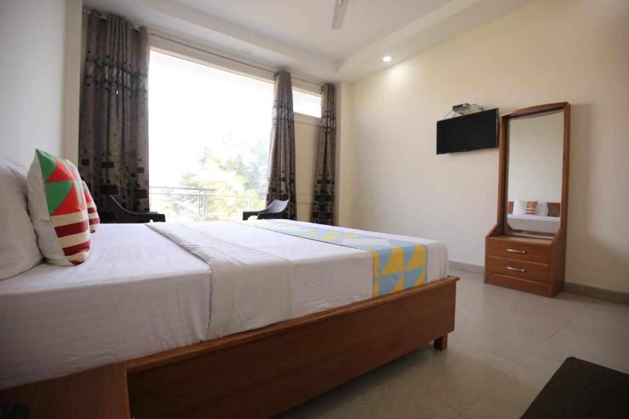 Sky Home Train View Kasauli Dış mekan fotoğraf