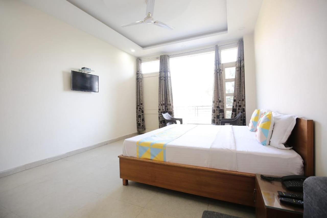 Sky Home Train View Kasauli Dış mekan fotoğraf