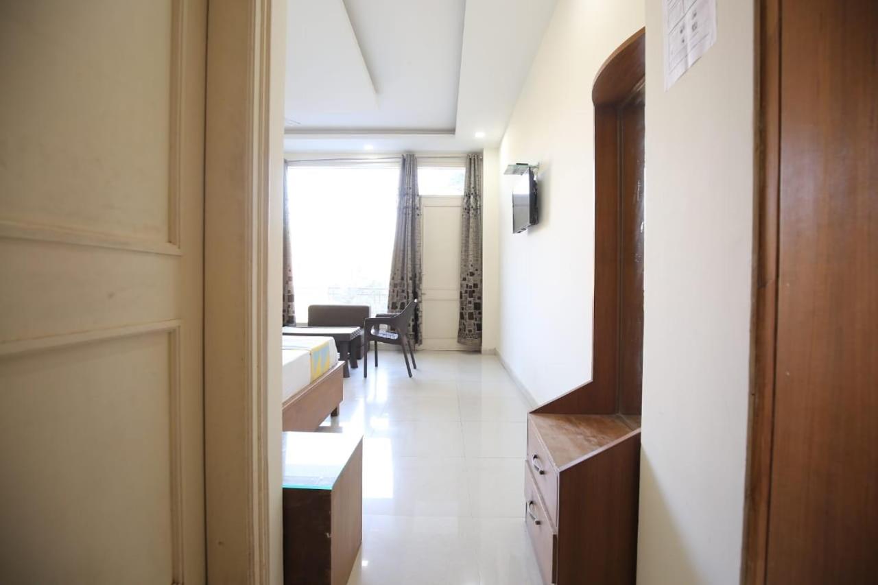 Sky Home Train View Kasauli Dış mekan fotoğraf